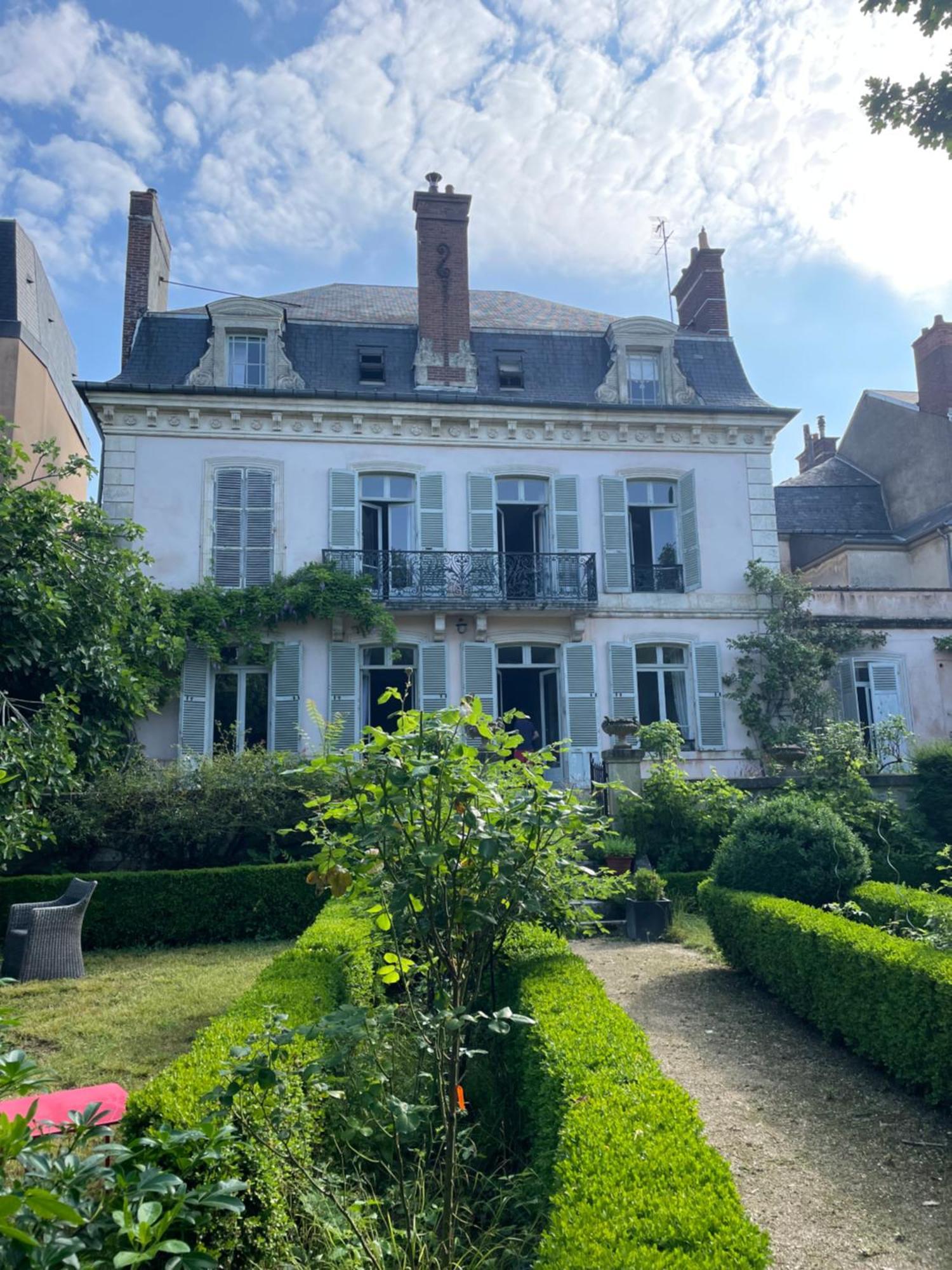 Belle Fontaine Hotel Bourges Exterior photo